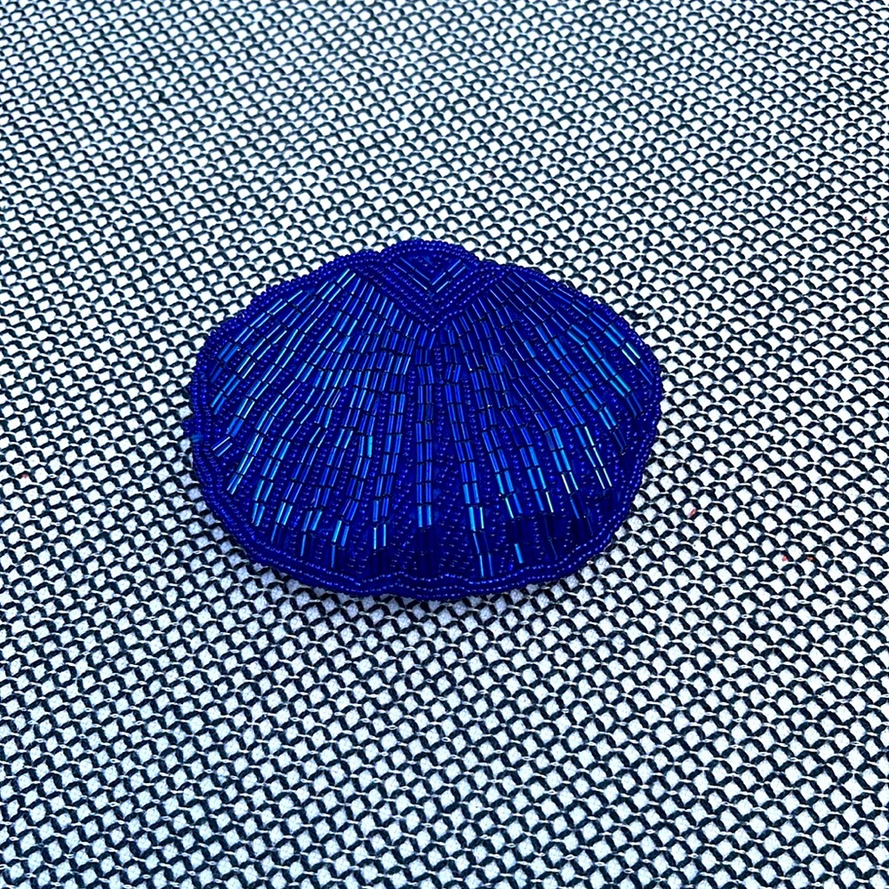 Elegant Blue Beaded Coin-purse 🌺
